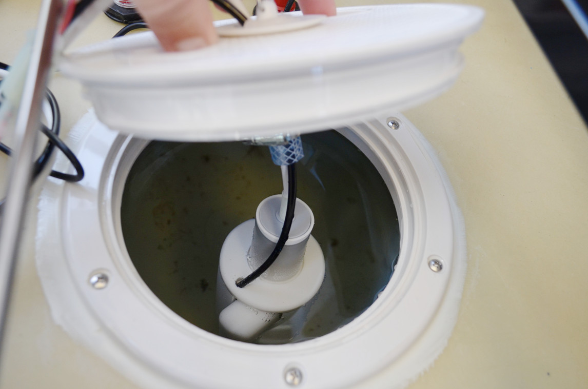 キャンピングカー